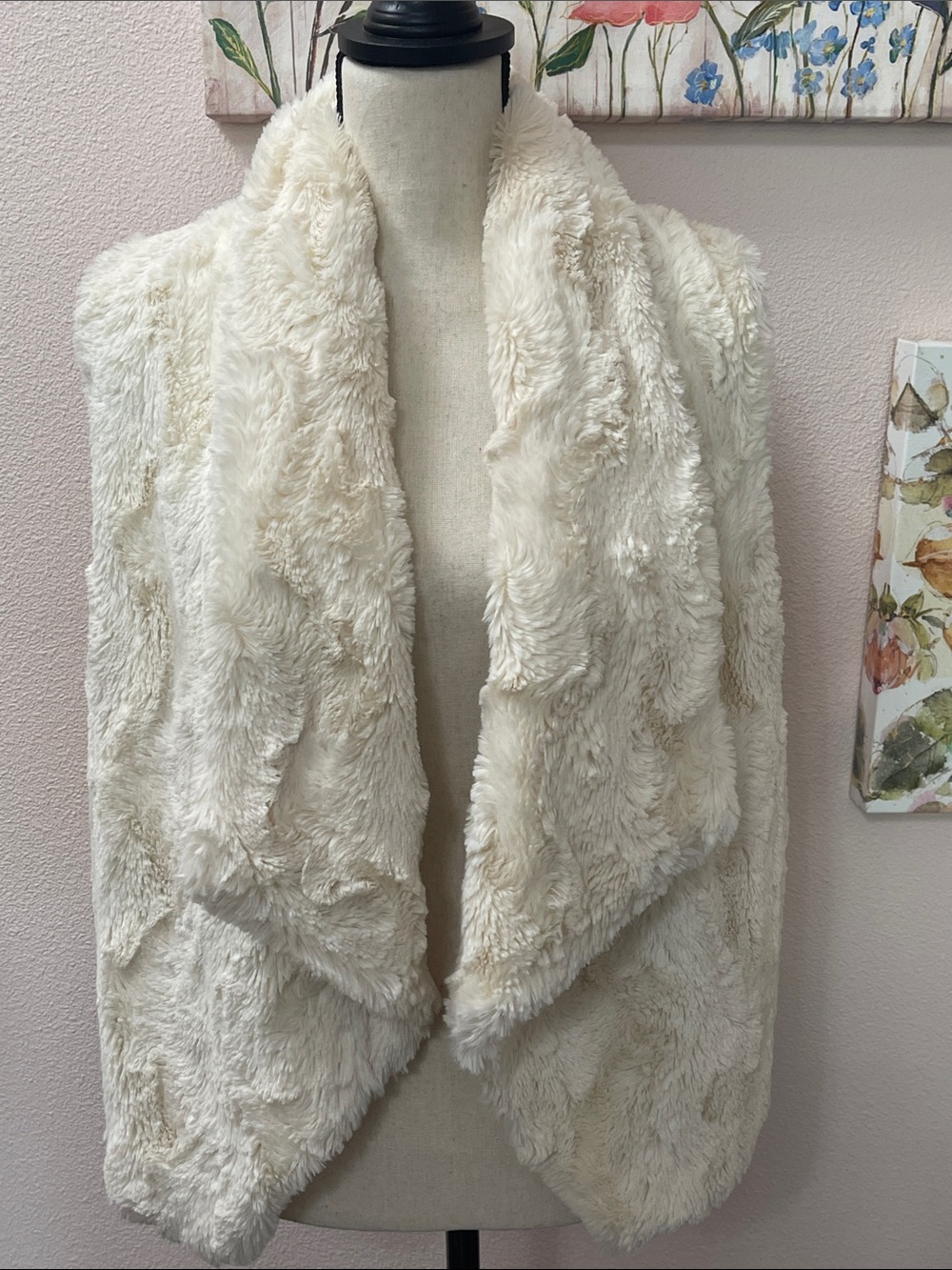 Jack by BB Dakota Ivory Faux Fur Open-Front Vest